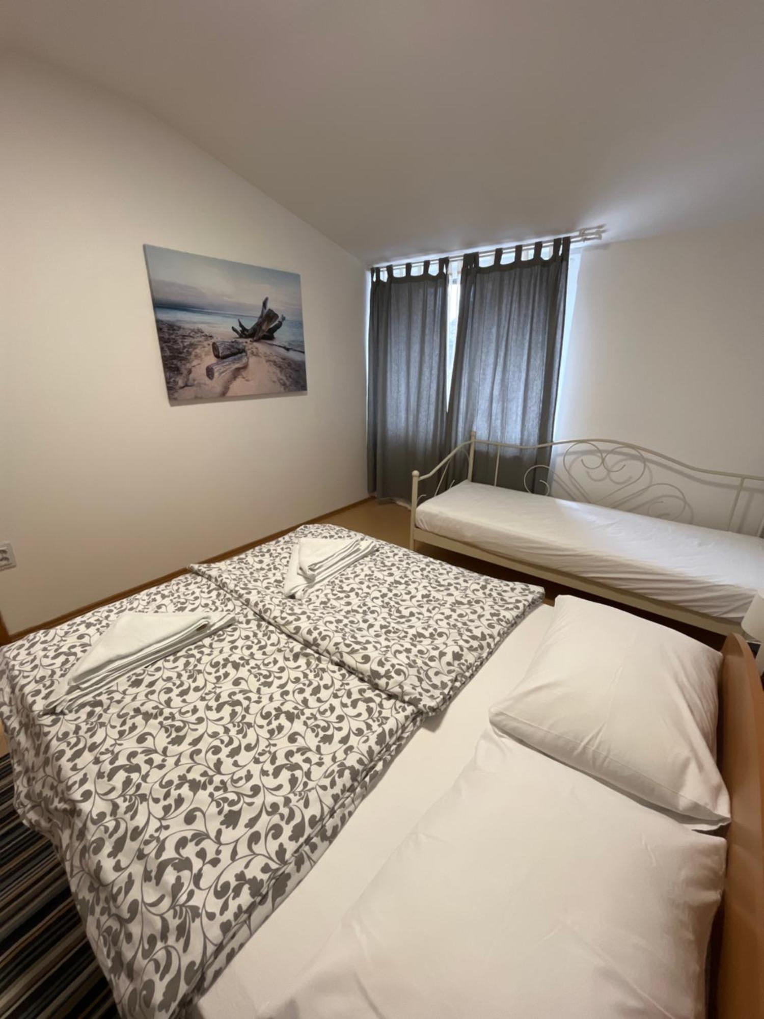 Apartmani Vacanza 萨格勒布 外观 照片