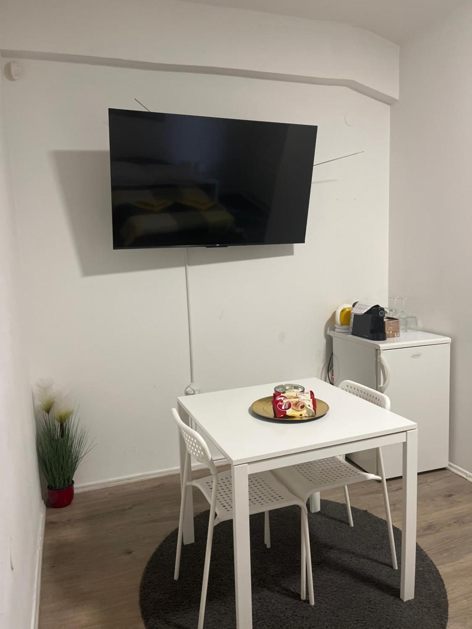 Apartmani Vacanza 萨格勒布 外观 照片